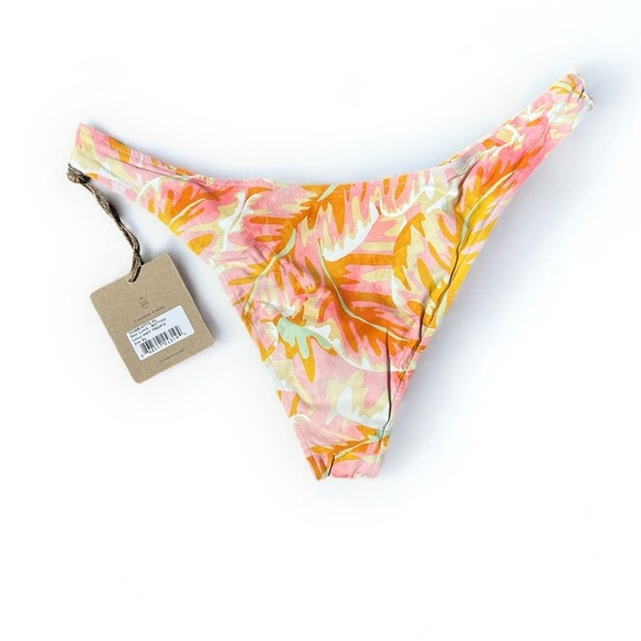 🌻NEW w.tag! REVOLVE Stone Fox Swim Hot Tropix Luka Cheeky Bikini Bottom Size XL - Picture 2 of 9